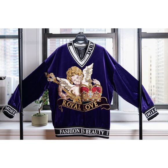 Dolce & Gabbana "Royal Love" Sweatshirt (XS, IT42) + Sweatpants Set (S, IT46) - Picture 7 of 11